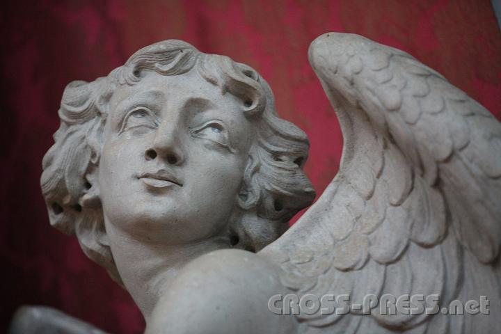 2011.04.02_17.42.57.jpg - Engel in der Stiftskirche.