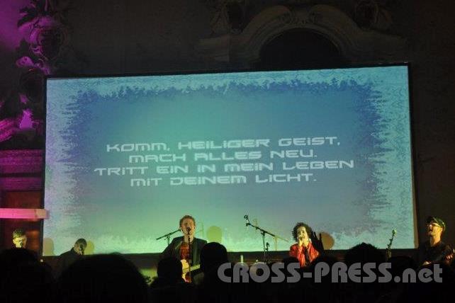 Arise-KaiserSaal_n.jpg - Star des Festivals war die beliebte christliche Rockgruppe "Arise".