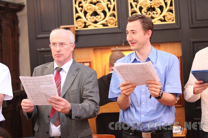 2010.07.10_11.29.47.jpg - Im Chor von St.Peter war auch P.Florian Mitglied während seiner Studienzeit in Salzburg.