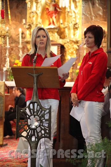 2012.04.29_10.09.56.jpg - Die beiden Leiterinnen der Caritas-Sozialstation Urltal, Tanja Mayrhofer und Martina Farfeleder.