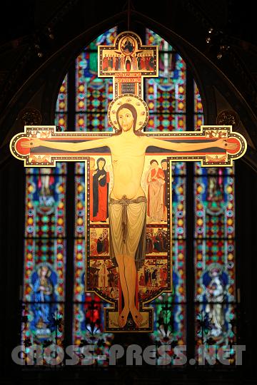 2009.02.21_13.51.44.jpg - Kreuz in der Stiftskirche