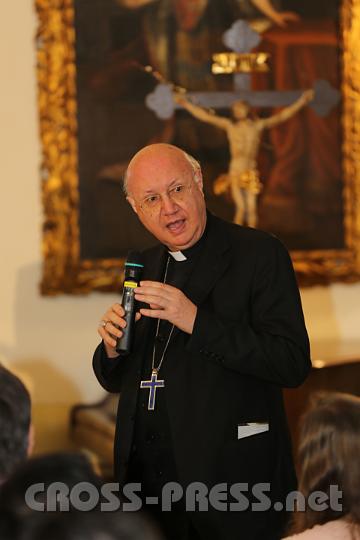 2012.04.28_10.13.27.jpg - Erzbischof Celli