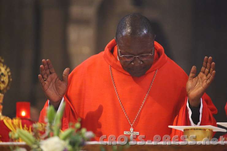 2014.09.14_17.14.42.jpg - Bischof John Oballa Owaa (Diözese Ngong, Kenia)