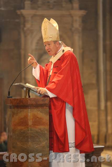 2014.09.14_16.48.47.jpg - Kardinal Schönborn