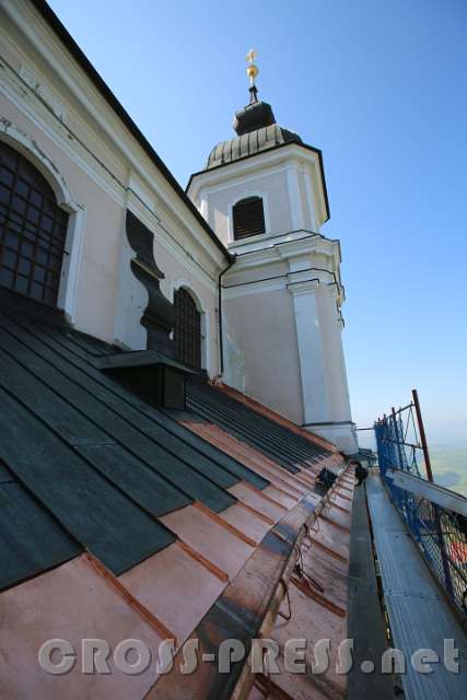 2016.04.13_12.31.45.JPG - Sanierungsarbieten am nördlichen Dach der Basilika.