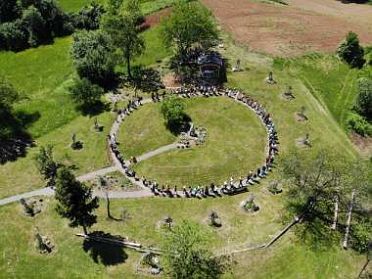 Fatimsko proštenje u župi Završje Završje, 15.05.2022 Po ugodnom ranoljetnom vremenu proslavljeno je župno proštenje na otvorenom pokraj kapele Sv.Josipa....