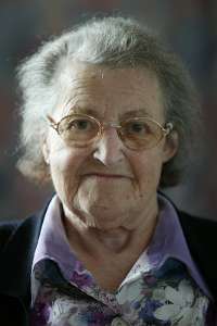 2008.06.18_11.50.00 Maria Sator, die im II Weltkrieg Juden versteckte.