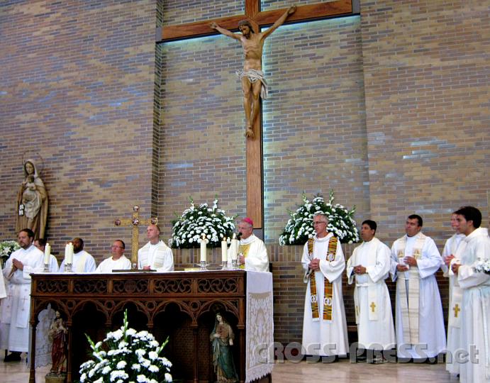 2011.08.17_12.46.16.jpg - Gottesdienst mit Kardinal Meisner.