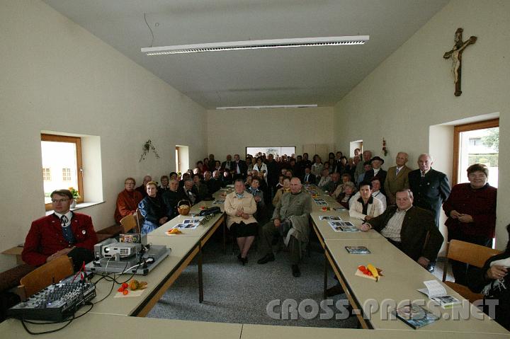 2008.09.21_14.23.10.JPG - Am Nachmittag folgte die Prsentation des Filmes von Franz Divinzenz und Adolf Schott "Von der Blte bis auf's Brot".