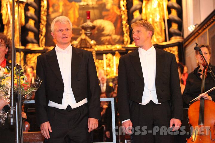 2009.10.04_18.22.12.jpg - Kurt Azesberger, Tenor und Gnther Groissbck, Bass