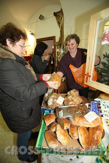 2009.12.13_12.53.09.jpg - Kstlich duftet und schmeckt das Bauernbrot!