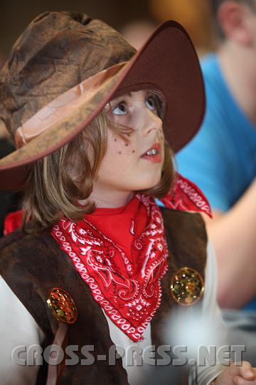 2009.02.22_15.20.17.jpg - "Cowgirl" Laura.